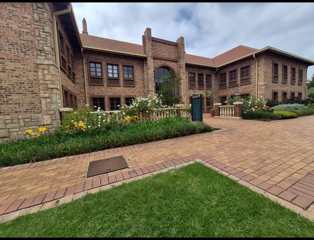 314M² OFFICE TO LET IN RIVONIA